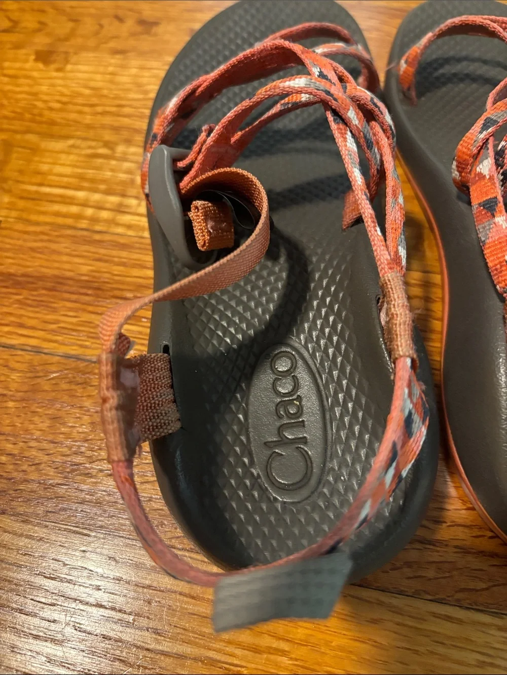 Chaco Kids' Sandals in pink and Black Geometric Straps